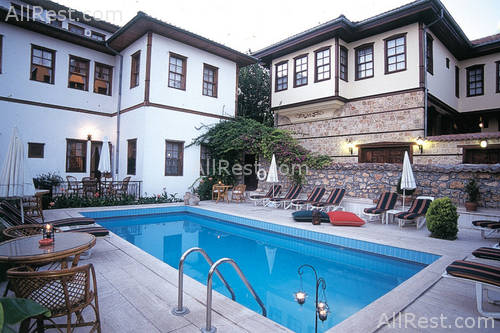 Tuvana Hotel 